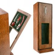 Футляр для бутылки с винными принадлежностями; 10,7х13,2х38,5 см; дерево, металл Футляр для бутылки с винными принадлежностями; 10,7х13,2х38,5 см; дерево, металл